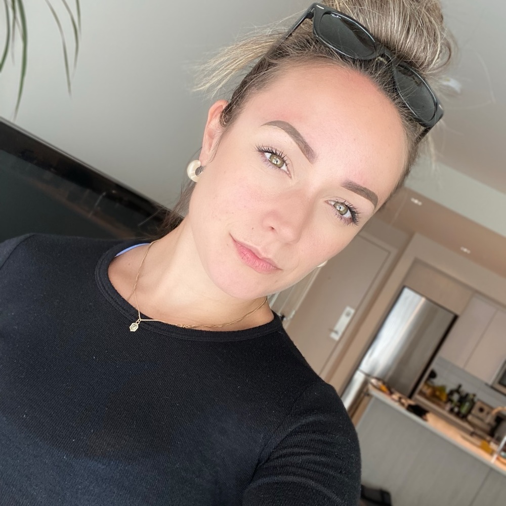 Meet your Posher, Rebecca